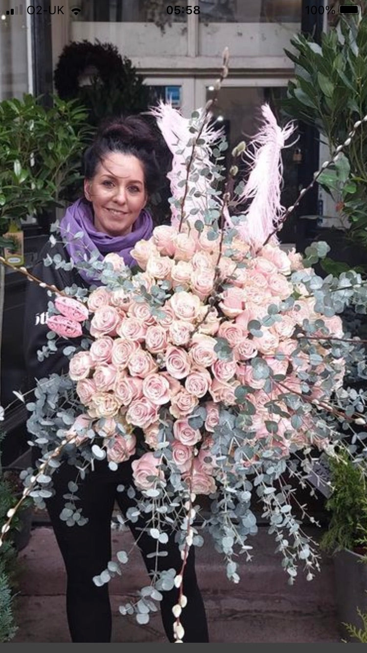 Romantic Dozen Rose Bouquet